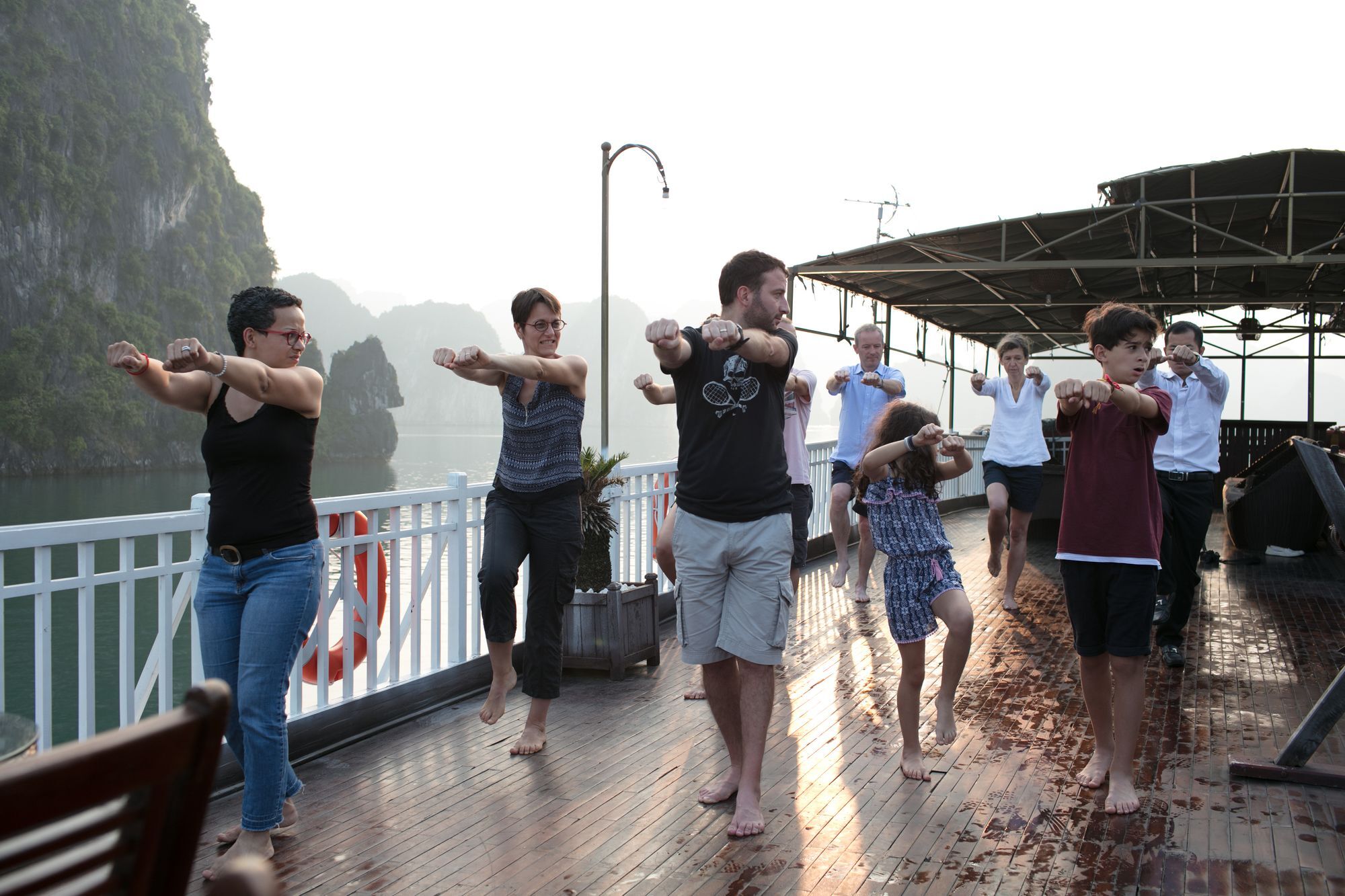 Hotel Garden Bay Legend Cruise Ha Long Zewnętrze zdjęcie
