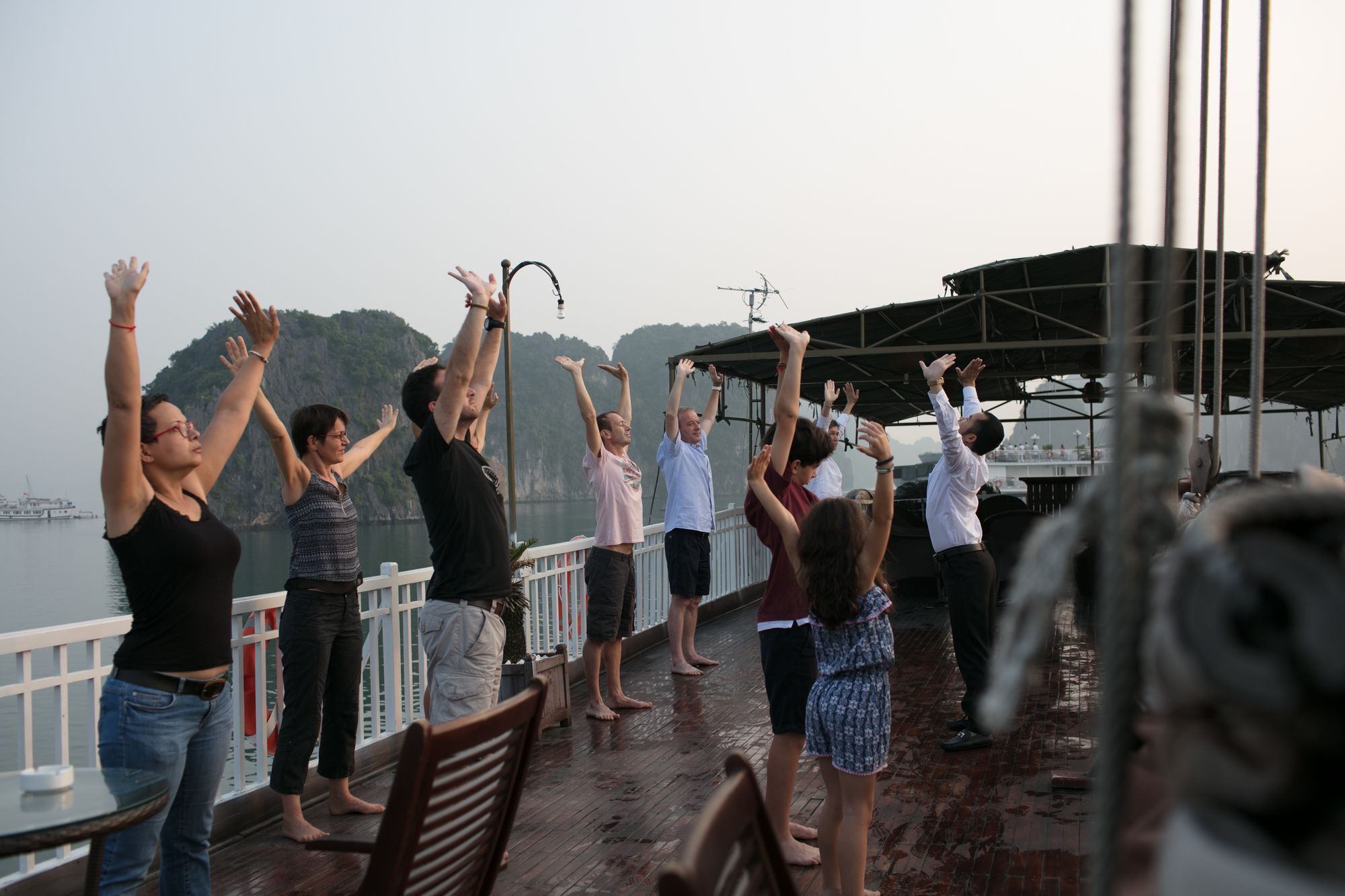 Hotel Garden Bay Legend Cruise Ha Long Zewnętrze zdjęcie